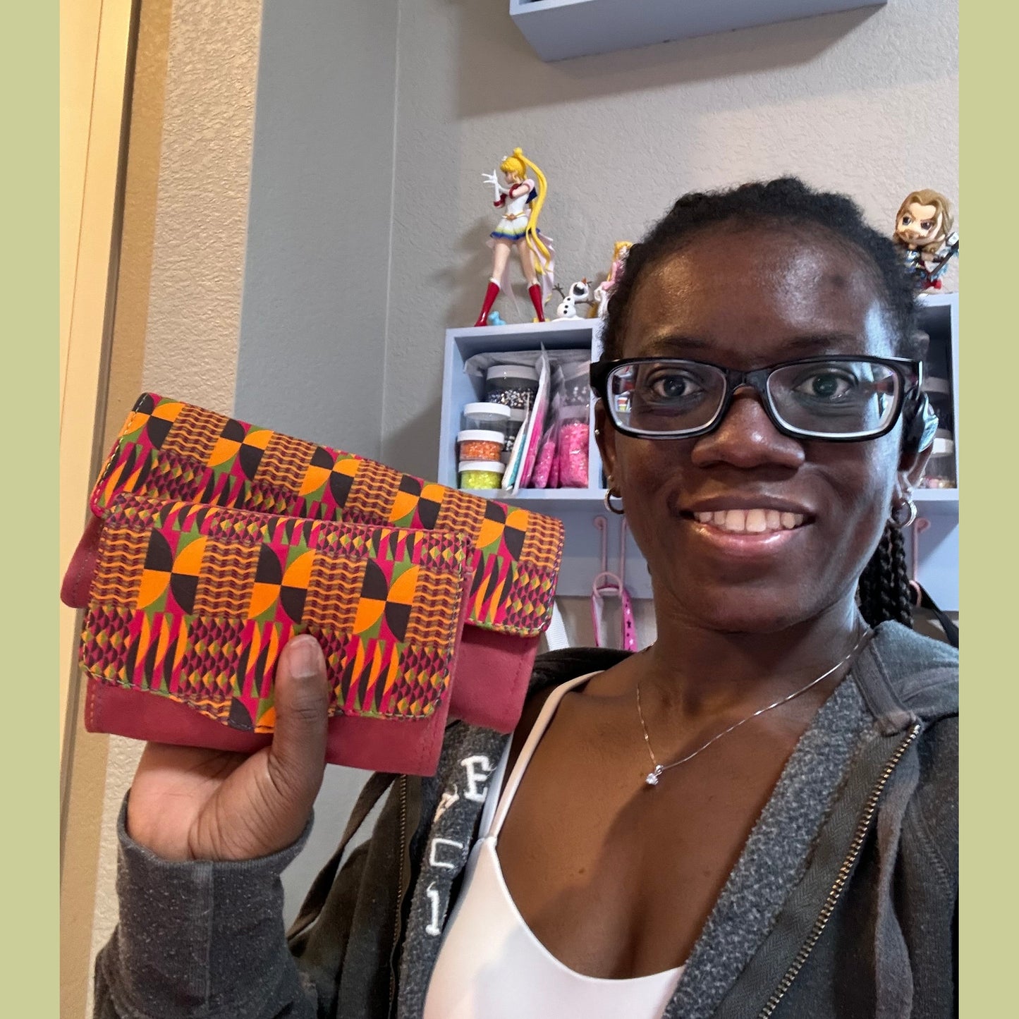 Elegant faux leather wallet
