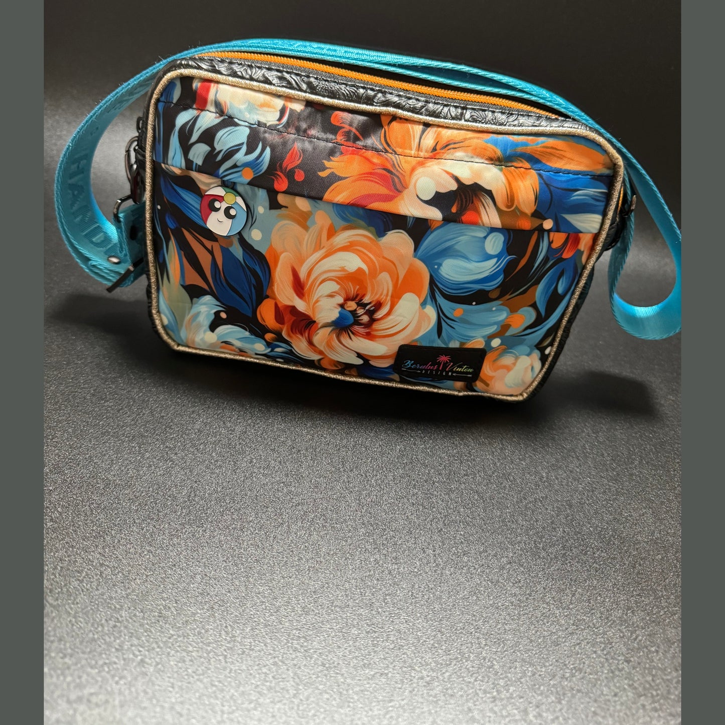Double zip crossbody purse