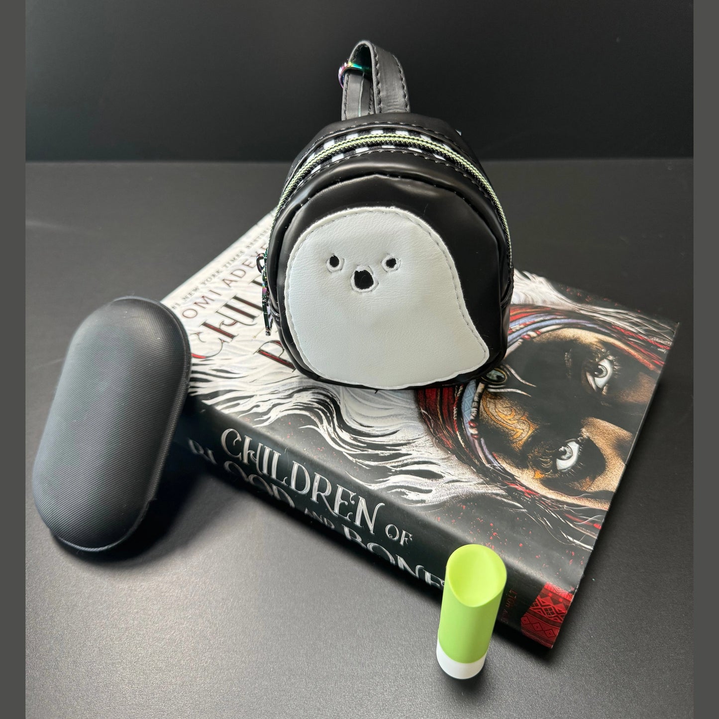 Mini clip-on coin purse