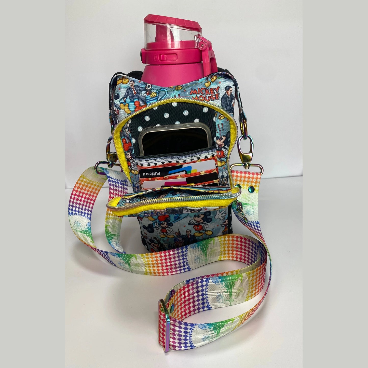 Simple blue neoprene bottle holder